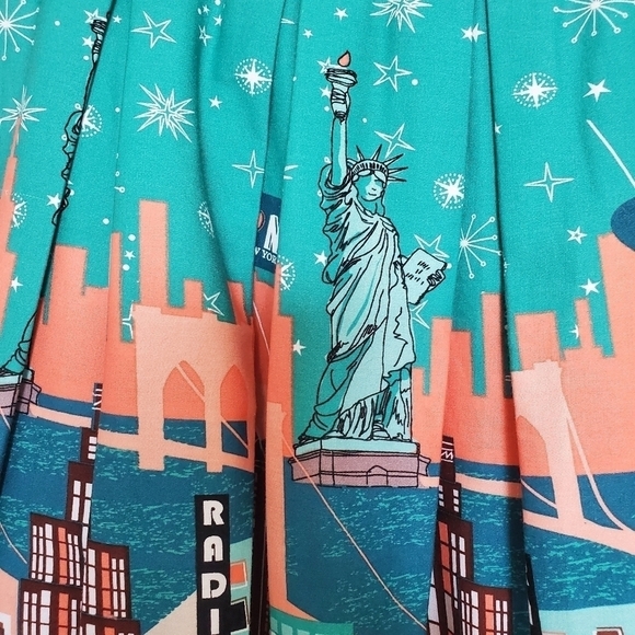 NOVELTY 'NEW YORK' PRINT SKIRT PLEATED FUN QUIRKY VACATION RETRO ROCKABILLY (S) - Picture 5 of 14